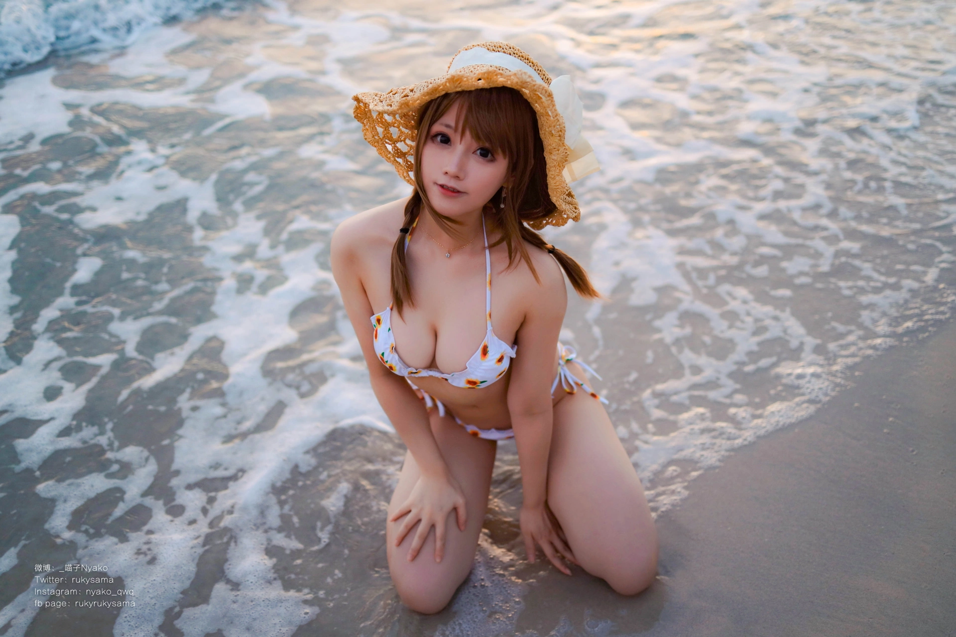 Nyako喵子 – NO.068 向日葵比基尼 1